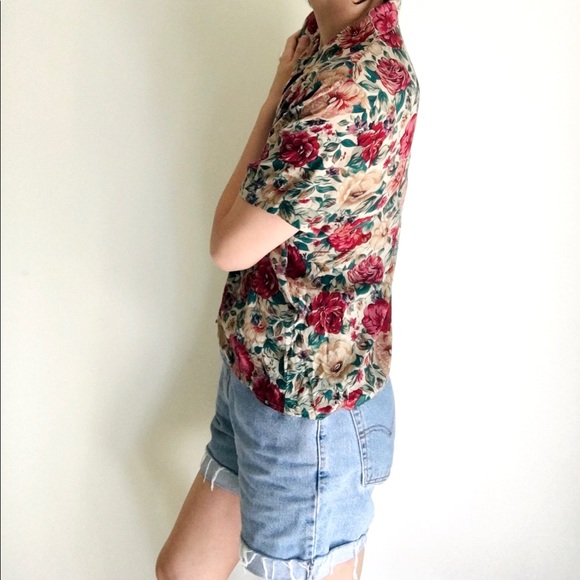 Vintage floral rayon button down - Picture 4 of 13